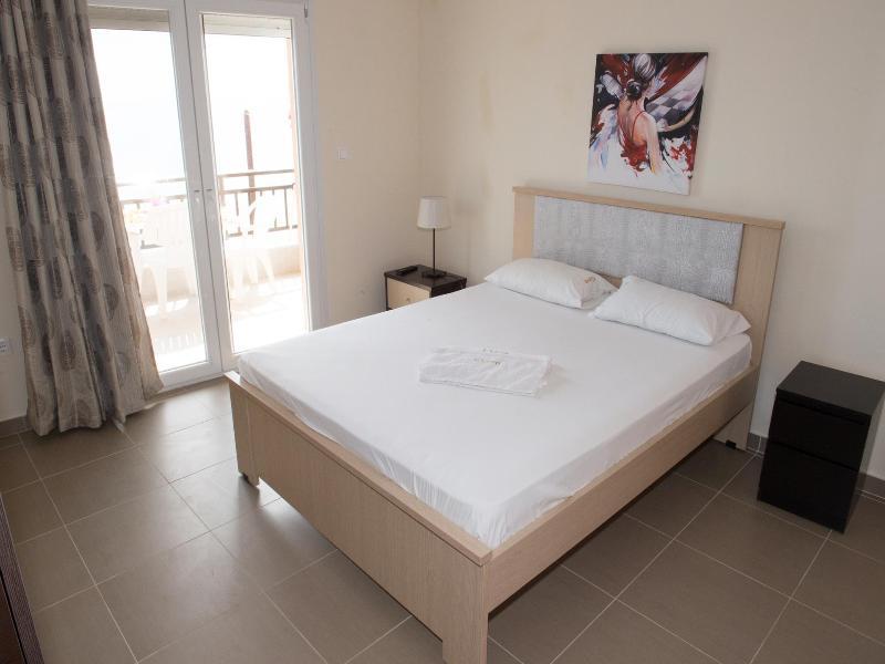 Rooms Elena Νέα Ποτίδαια Εξωτερικό φωτογραφία