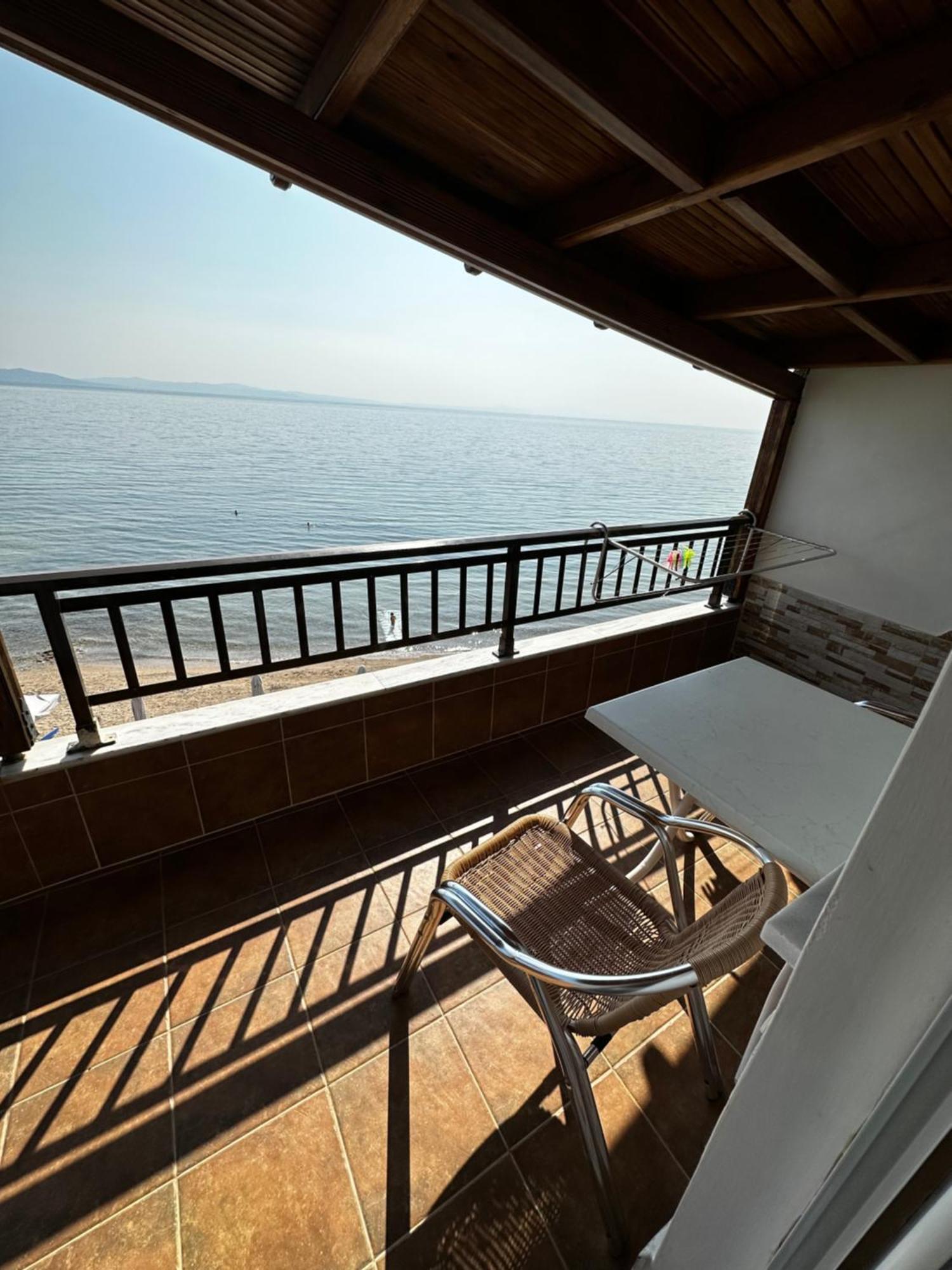 Rooms Elena Νέα Ποτίδαια Εξωτερικό φωτογραφία