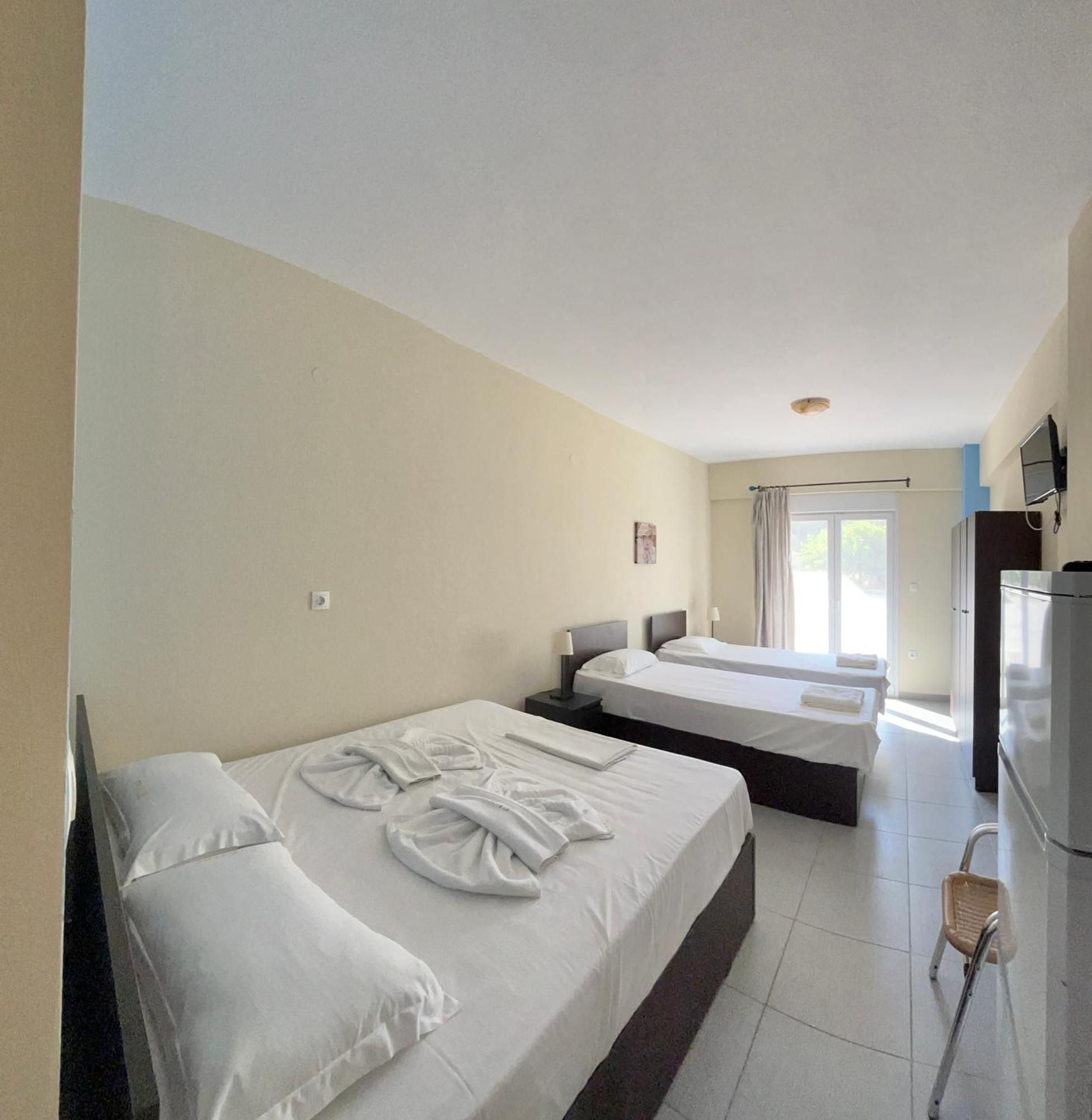 Rooms Elena Νέα Ποτίδαια Εξωτερικό φωτογραφία