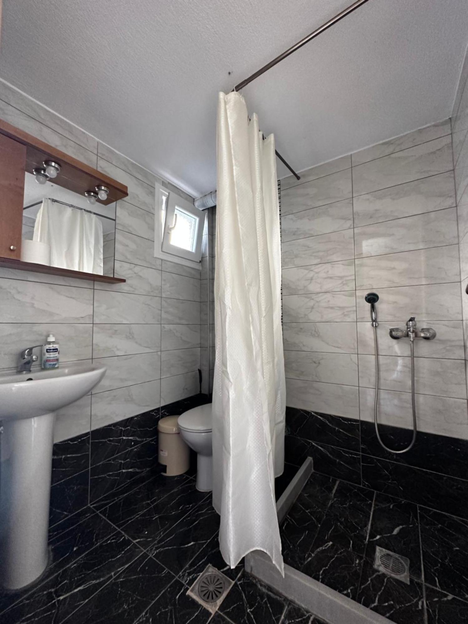 Rooms Elena Νέα Ποτίδαια Εξωτερικό φωτογραφία