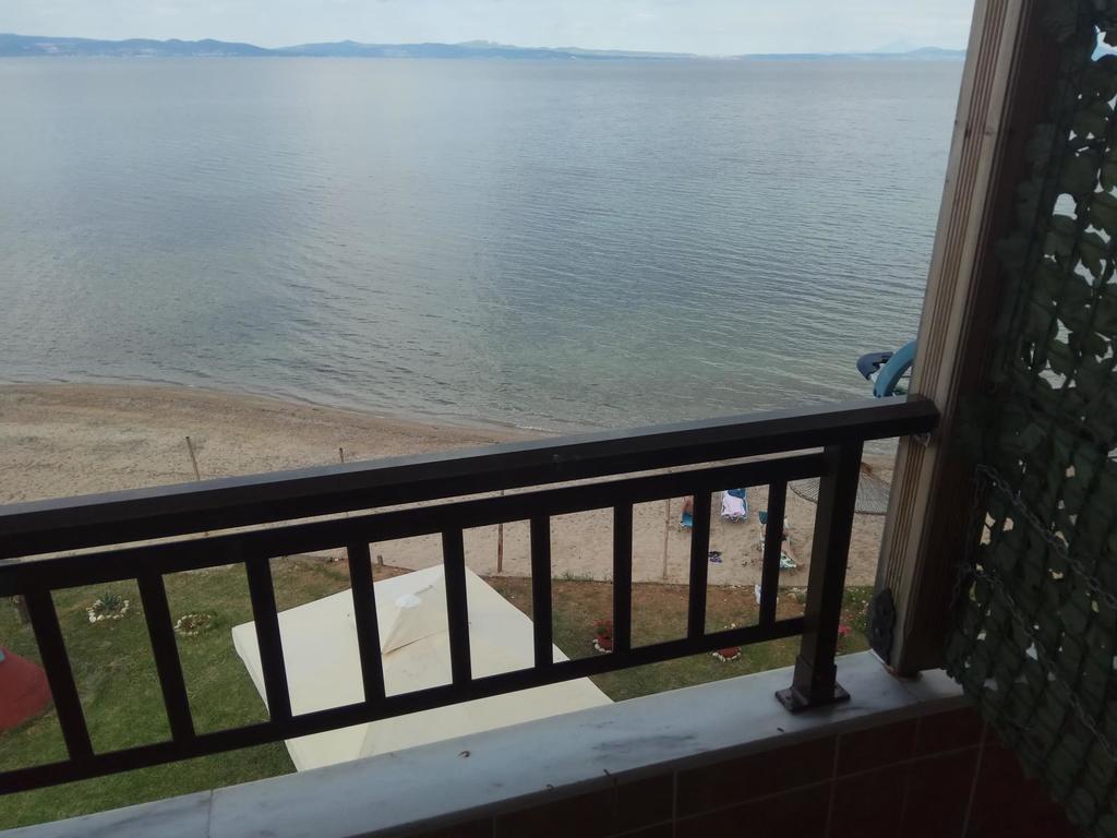 Rooms Elena Νέα Ποτίδαια Εξωτερικό φωτογραφία